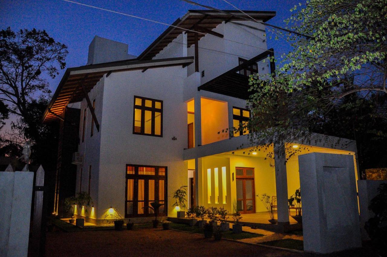 Amuththa Resort Анурадхапура Екстер'єр фото